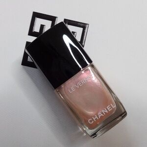 NEW Chanel Le Vernis 181 Songe D'Ete